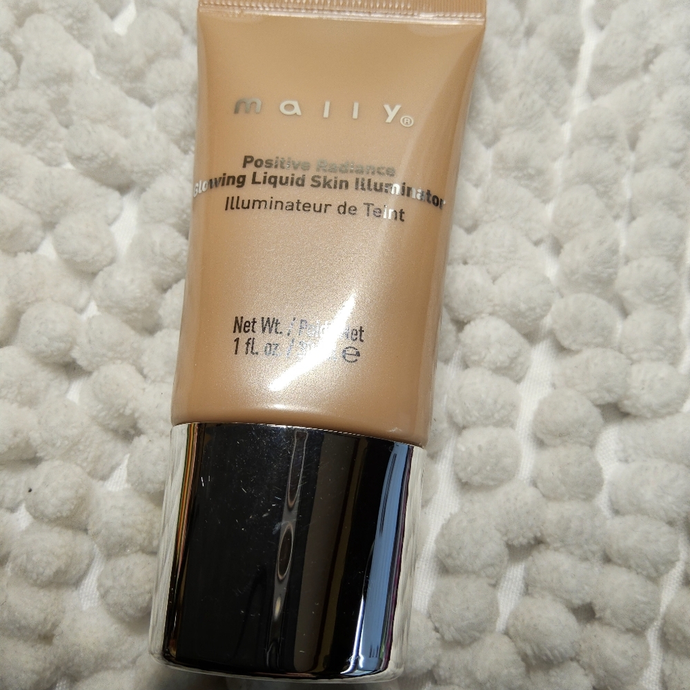 Brand new Mally Positive Radiance Glowing Liquid Skin Illuminator. No box